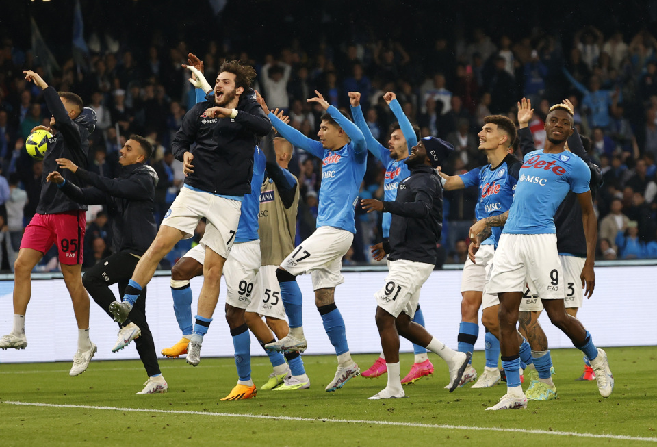 近15年谷歌每年搜索量最高球员：C罗10次断崖领先，梅西仅1次