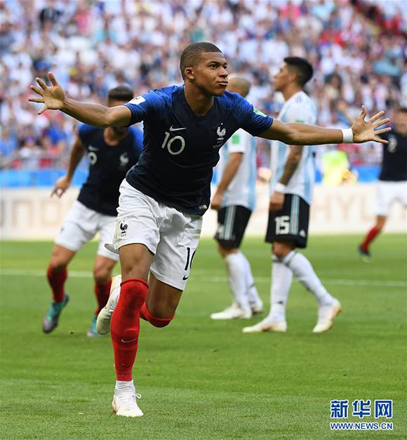 萨利巴：海因策帮了我们很多，他与我们的交流非常多