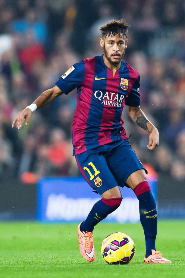 德天空：除拜仁外所有德甲俱乐部均有意波鸿19岁中场伦茨